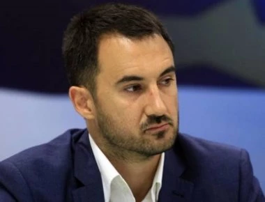 «Ιστορική» η συμφωνία Κράτους-Εκκλησίας για τον υπουργό Εσωτερικών